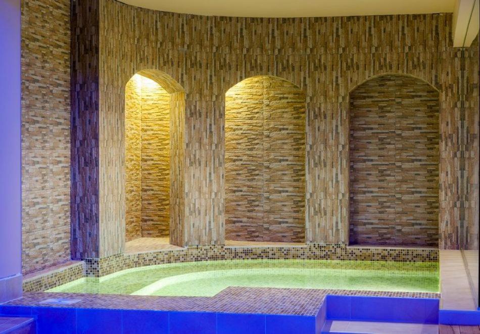 Мия 2 Deluxe Royal Spa ヴェリングラード エクステリア 写真